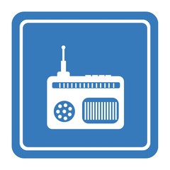 Radio dans un panneau