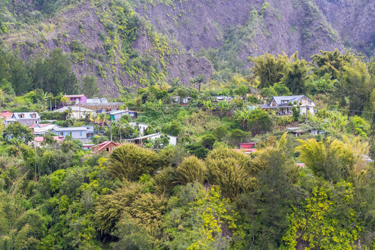 hameau dans le cirque de Salazie, R&eacute;union