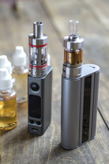 e-cigarettes with lots of different re-fill bottles