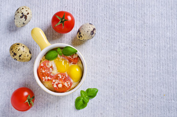 Fried of quail eggs