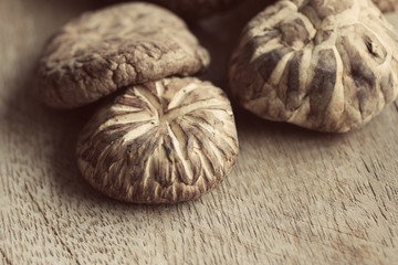 heap dried shiitake mushrooms