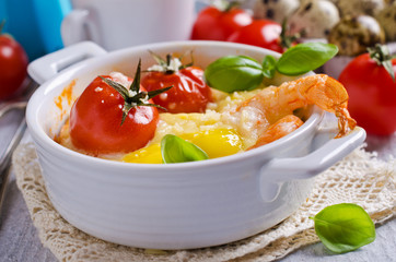 Fried of quail eggs