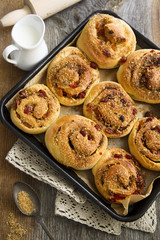 Cinnamon rolls with dried fruits