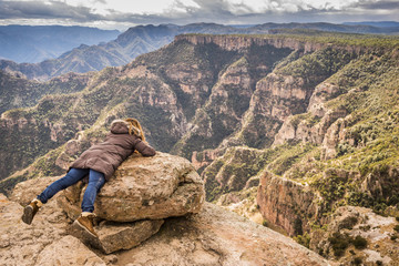 Mirando el Abismo