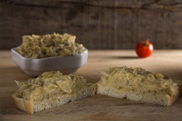 Bread with eggplant salad