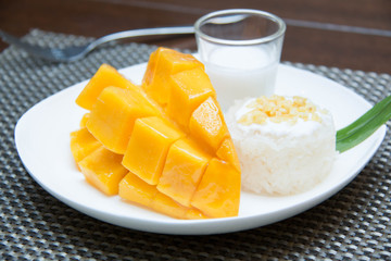 Mango with sticky rice