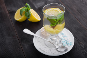 tea with lemon, ginger and mint