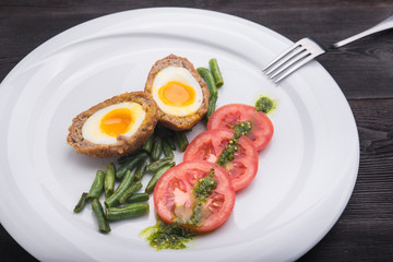 hard boiled egg with tomato