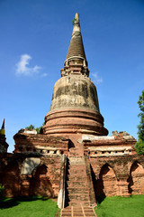 Naklejka premium Wat Yai Chai Mongkol