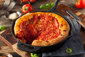 Homemade Skillet Deep Dish Chicago Pizza