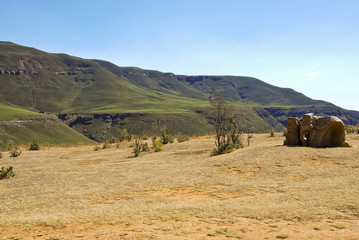Obraz premium Drakensberg Dragon mountains landscape in South Africa