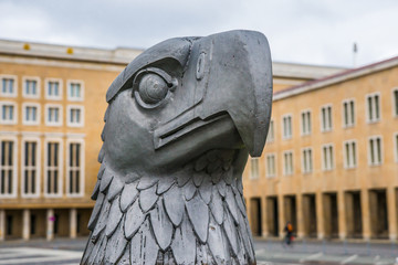Reichsadler am Flughafen Tempelhof