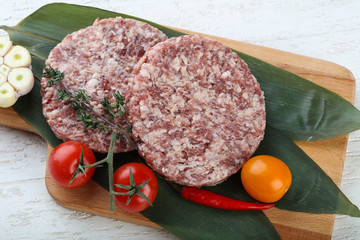 Raw burger cutlet