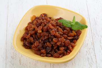 Raisin in the bowl