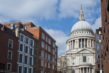 Fototapeta na wymiar St.Paul Cathedral in London city