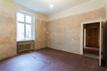 unrenovierte Wohnung, Zimmer vor Renovierung