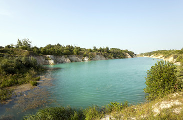 Fototapeta na wymiar artificial lake, summer 