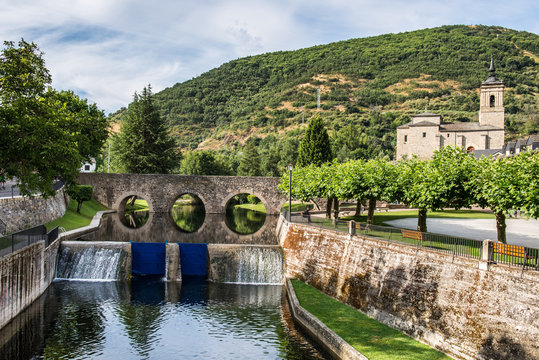 Molinaseca, Spain. Bridge over the Meruelo river, created in times of the Ancient Rome