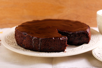 Chocolate fudge cake with berries