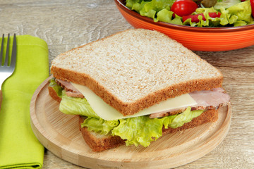 sandwich et salade composée 26032016