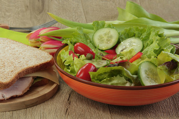 sandwich et salade composée 26032016