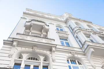 Altbauwohnung, noble Hausfassade in Berlin