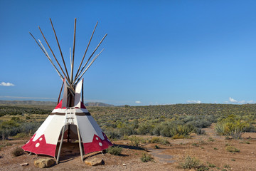 tepee, transfer dwelling of North American Indians © irisphoto1