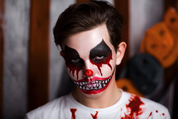 Horror clown makeup