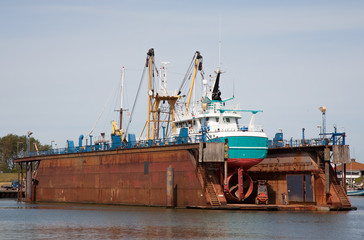 Dry dock
