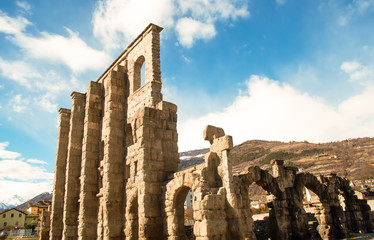 Teatro romano .