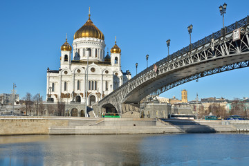 Fototapeta na wymiar Moscow, Cathedral Of Christ The Savior.