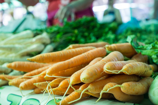 carrots in market
