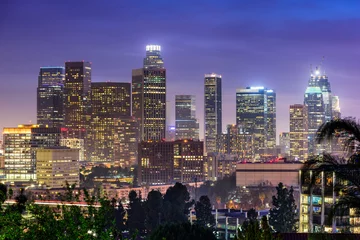 Kissenbezug Skyline von Los Angeles, Kalifornien, USA © SeanPavonePhoto