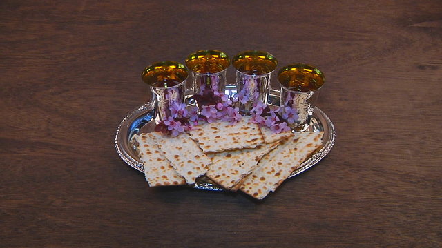 Passover matzo passover wine torah pesah jewish culture
