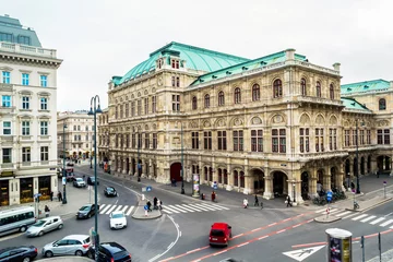 Deurstickers Vienna State Opera during the day © Madrugada Verde