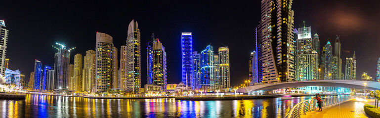 Panele Szklane Podświetlane  Panorama mariny w Dubaju
