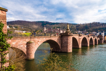 Fototapeta premium Blick auf die alte Brücke in Heidelberg