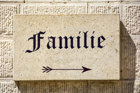 Schild 88 - Familie