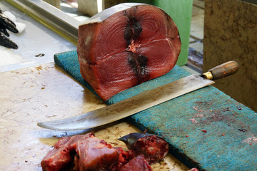 Markthalle Mercado dos Lavradores - Thunfisch