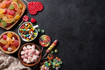 Keuken spatwand met foto Kleurrijke snoepjes, gelei en marmelade © karandaev