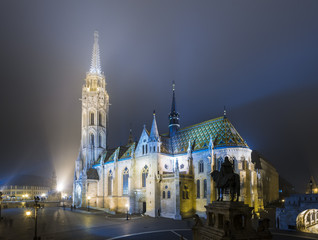Fototapeta premium Matthias Church At Night in Buda Castle , Budapest