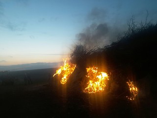 Osterfeuer entzünden