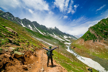 Fototapeta na wymiar Hiking on Sonamarg mountain, Kashmir India