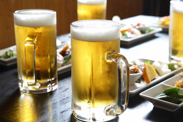 居酒屋〜ビールと料理 © BRAD