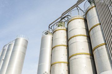 Industrial silos in the chemical industry