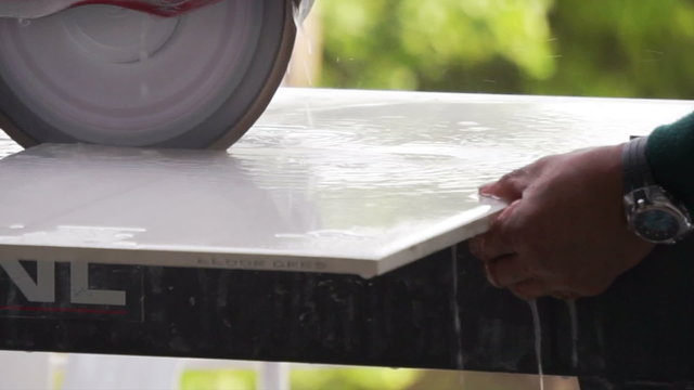 Video Electric Ceramic Tile Cutting machine with water