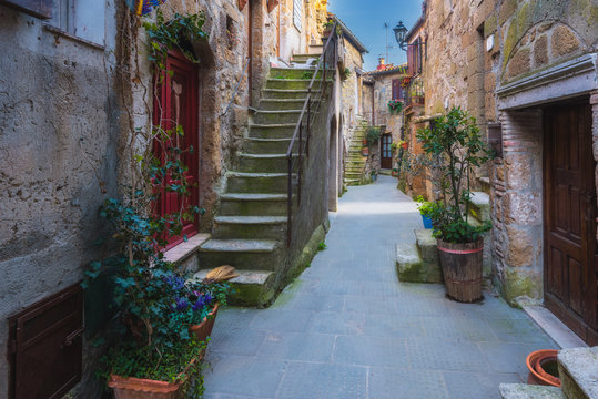 Fototapeta Beautiful magical nooks in the medieval town of Pitigliano.