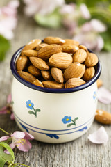 Almond nuts
