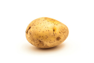 Fototapeta premium potato isolated on white