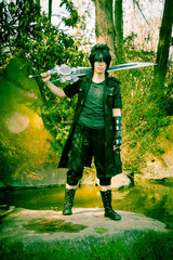 Cosplayer mit Schwert